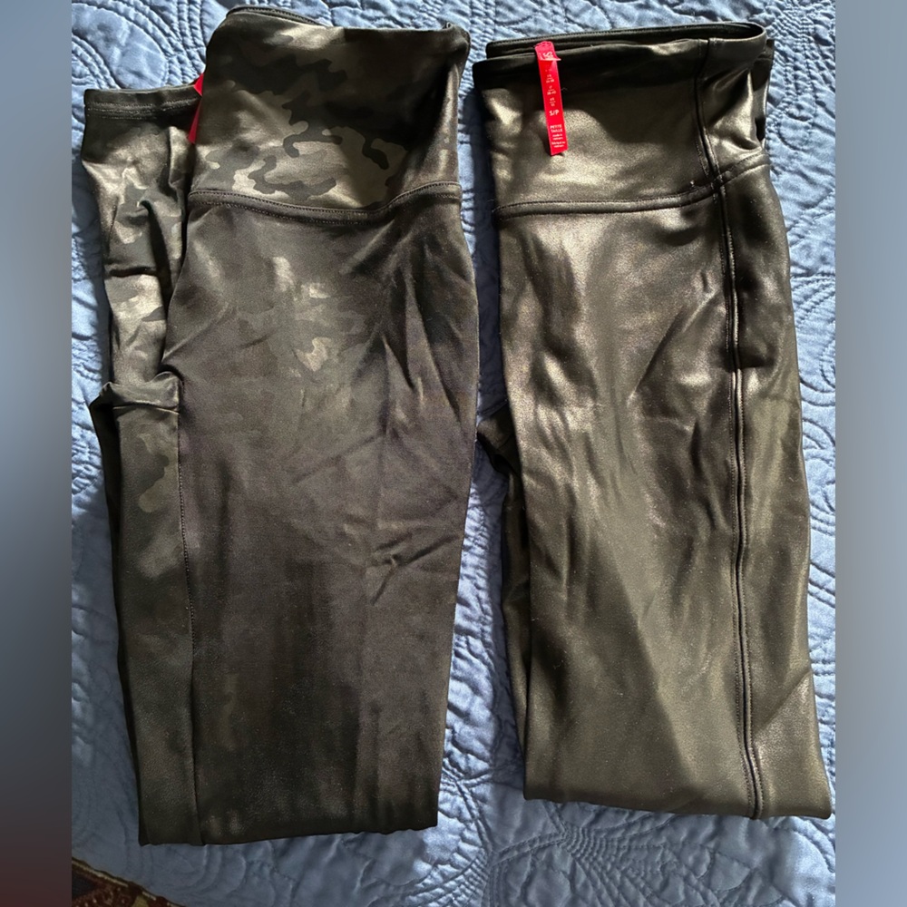 Bundle of SPANX Leggings size small